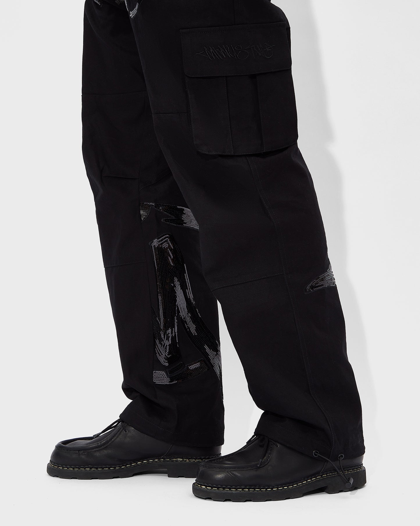 Black Graff Cargos
